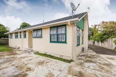 Photo of property in 12 Motuoapa Place, Kelvin Grove, Palmerston North, 4414