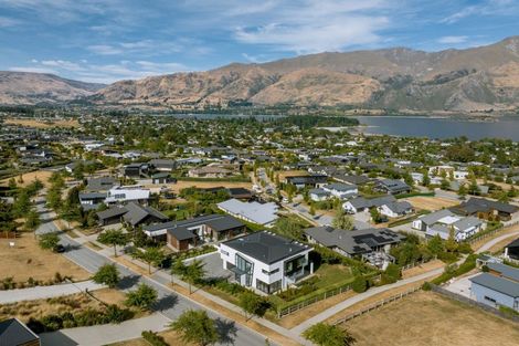 Photo of property in 47 Forest Heights, Wanaka, 9305