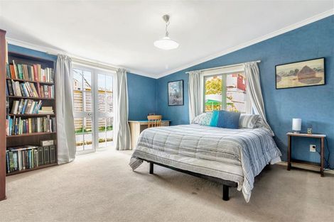 Photo of property in 1/37 Kiwi Esplanade, Mangere Bridge, Auckland, 2022