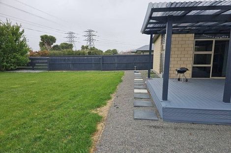 Photo of property in 15 Little Oaks Drive, Yaldhurst, Christchurch, 8042