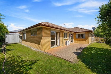 Photo of property in 12 Richfield Crescent, Westgate, Auckland, 0614