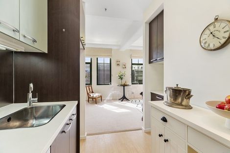 Photo of property in Orange House/land Equity, 21/182u Wakefield Street, Te Aro, Wellington, 6011