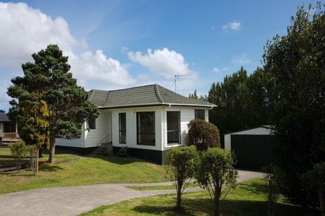 Photo of property in 2 Lina Place, Waiuku, 2123