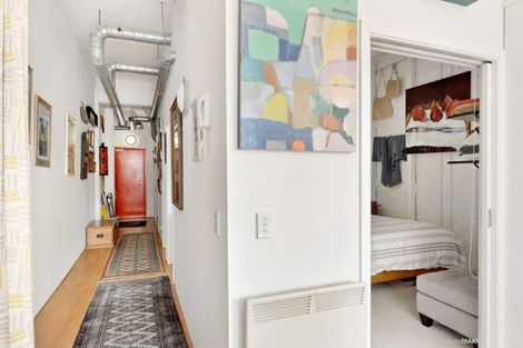 Photo of property in Aulsebrooks Apartments, 2/178 Wakefield Street, Te Aro, Wellington, 6011