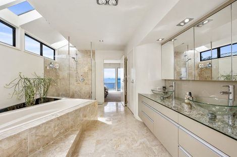 Photo of property in 2/15 Craig Road, Milford, Auckland, 0620