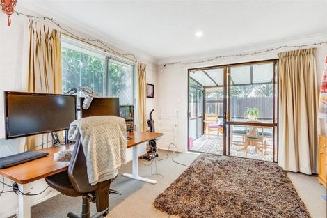 Photo of property in 70 Sarabande Avenue, Redwood, Christchurch, 8051
