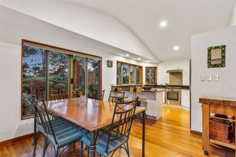 Photo of property in 1/16 Glade Place, Birkenhead, Auckland, 0626