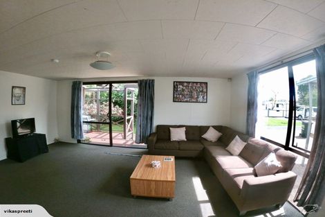 Photo of property in 3/8 Ireland Place, Ranui, Auckland, 0612