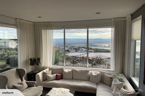 Photo of property in 6 Stoneyridge Close, Mount Pleasant, Christchurch, 8081