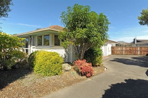 Photo of property in 4 Gothic Place, Ilam, Christchurch, 8041
