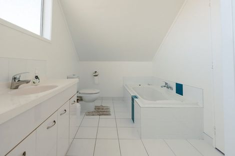 Photo of property in 2a Leander Street, Mount Maunganui, 3116