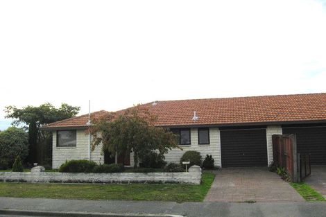 Photo of property in 1/2 Thornhill Place, Sockburn, Christchurch, 8042