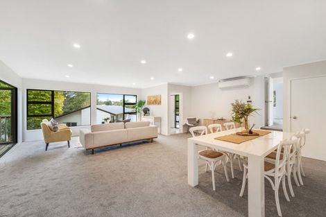 Photo of property in 54 Robbies Road, Shelly Park, Auckland, 2014
