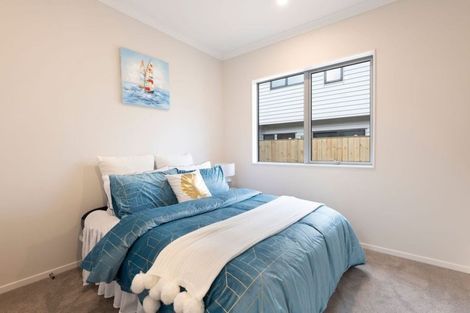Photo of property in 43 Cloonlyon Drive, Flat Bush, Auckland, 2019