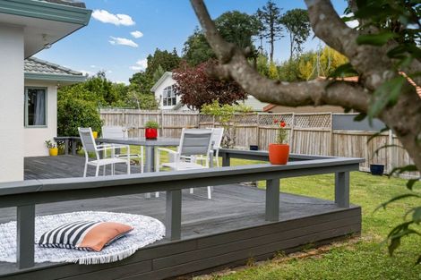 Photo of property in 122 Carlton Street, Bellevue, Tauranga, 3110