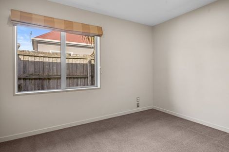 Photo of property in 6 Gresford Street, Edgeware, Christchurch, 8013