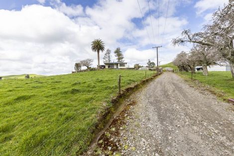 Photo of property in 614 Lincoln Road, Everett Park, Inglewood, 4389