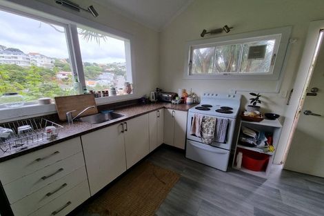 Photo of property in 29d North Terrace, Kelburn, Wellington, 6012
