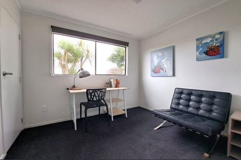 Photo of property in 12 Wilkinson Way, Browns Bay, Auckland, 0630