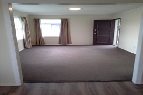 Photo of property in 33 Steele Street, Hornby, Christchurch, 8042