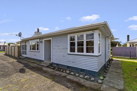 Photo of property in 27 Iti Street, Otaki, 5512