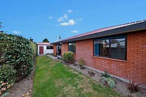Photo of property in 33 Raupo Street, Bromley, Christchurch, 8062