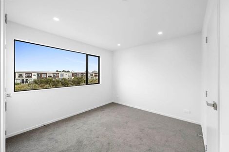 Photo of property in 35 John Gray Street, Papakura, 2110
