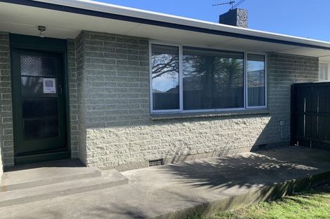 Photo of property in 105 Memorial Avenue, Burnside, Christchurch, 8053