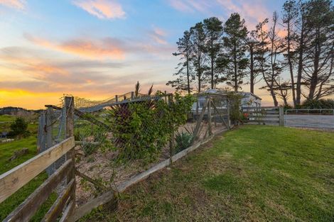 Photo of property in 555 Bickerstaffe Road, Maungaturoto, 0587