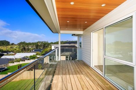 Photo of property in 94 Pohutukawa Parade, Riverhead, 0820