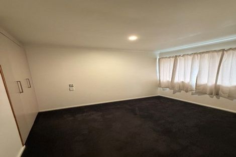 Photo of property in 33 Acacia Avenue, Upper Riccarton, Christchurch, 8041