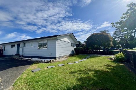Photo of property in 5 Bluewater Place, Wattle Downs, Auckland, 2103