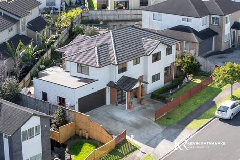 Photo of property in 5 Kereru Rise, Papakura, 2110