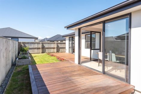 Photo of property in 15 Helen Place, Halswell, Christchurch, 8025