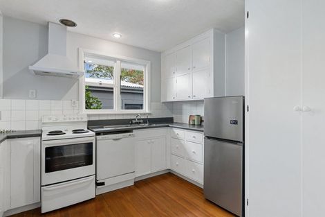 Photo of property in 24 Greendale Avenue, Avonhead, Christchurch, 8042