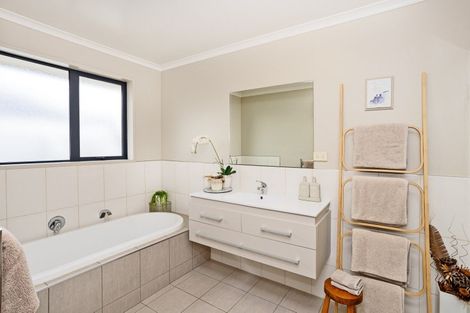 Photo of property in 53 Hoffman Court, Waikiwi, Invercargill, 9810