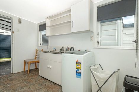 Photo of property in 64 Awapuni Road, Awapuni, Gisborne, 4010