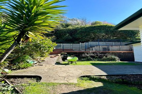Photo of property in 105 Churchill Drive, Crofton Downs, Wellington, 6035