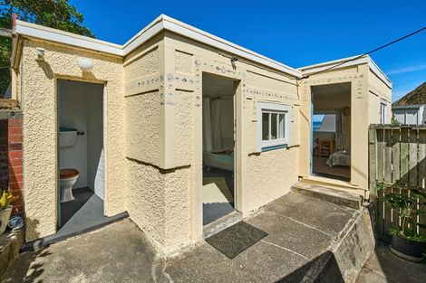 Photo of property in 48u4 Owhiro Bay Parade, Owhiro Bay, Wellington, 6023