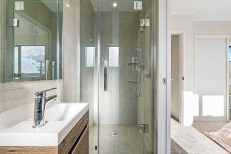 Photo of property in 1/3 Royal View Road, Te Atatu South, Auckland, 0610