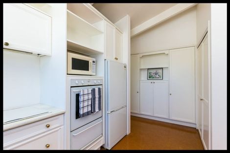 Photo of property in 19a Woodmancote Road, Khandallah, Wellington, 6035