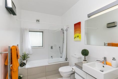 Photo of property in 82 Saddleback Grove, Karori, Wellington, 6012