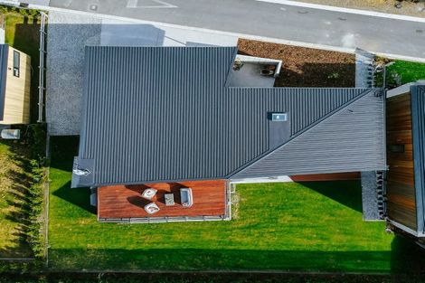 Photo of property in 13 Fern Burn Close, Wanaka, 9305