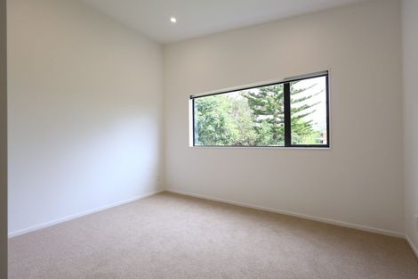 Photo of property in 25 Hutchinson Avenue, New Lynn, Auckland, 0600