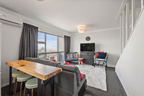 Photo of property in 25b Port View Crescent, Moturoa, New Plymouth, 4310