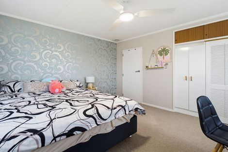 Photo of property in 4 Pollen Street, Woodville, 4920