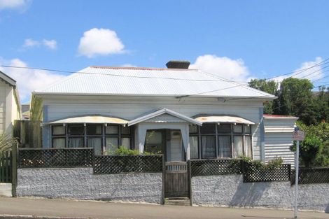 Photo of property in 82 Tasman Street, Mount Cook, Wellington, 6021