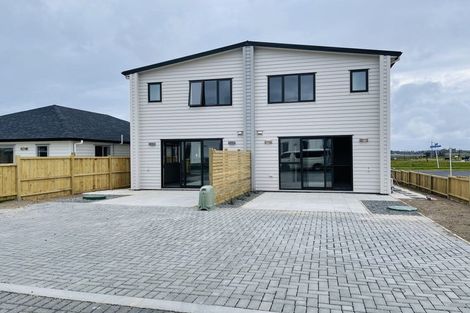 Photo of property in 32 Auranga Drive, Karaka, 2113