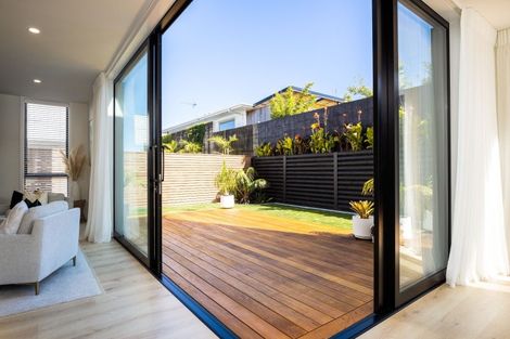 Photo of property in 6 Te Ara O Ngakeiha, Fitzroy, New Plymouth, 4312