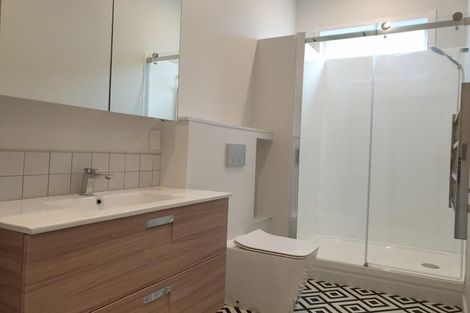 Photo of property in 40 Rua Street, Lyall Bay, Wellington, 6022